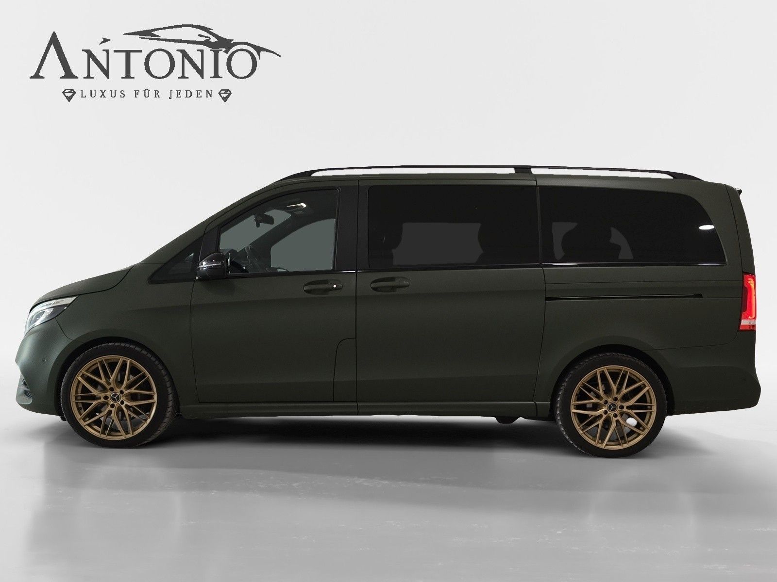 Mercedes-Benz V250d AMG Lang - Samsaru's Car Outlet