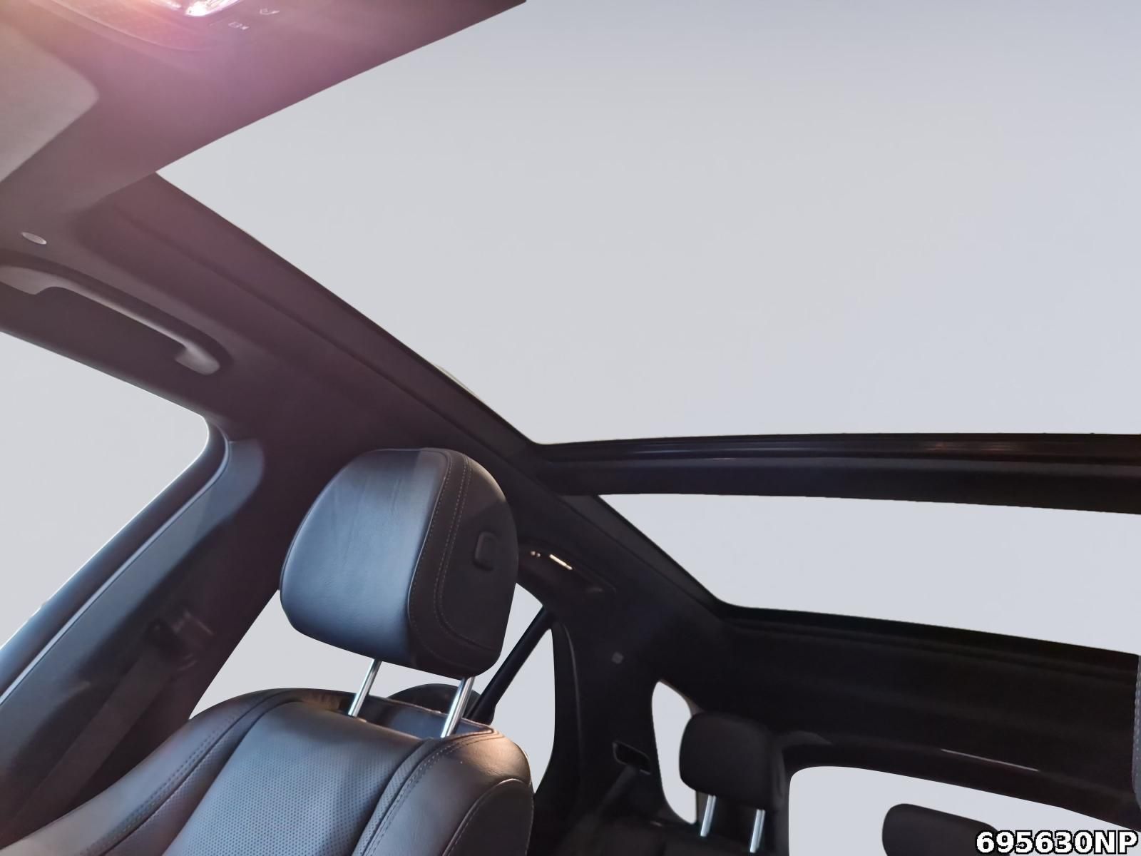 Mercedes-Benz GLE 350 de 4M AMG DISTONIC Memory Pano Burmester