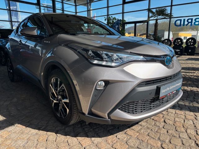 Toyota C-HR 2.0 Hybrid - Samsaru's Car Outlet