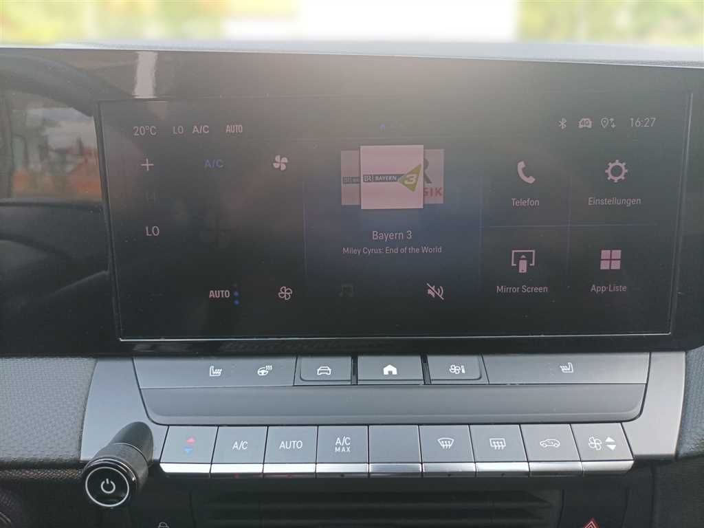 Opel Astra 1.2 - Samsaru's Car Outlet