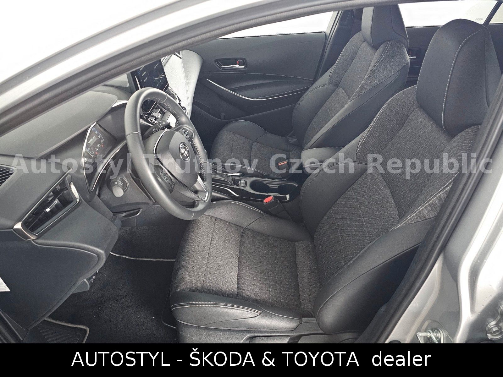 Toyota 2.0HEV 197k TS STYLE