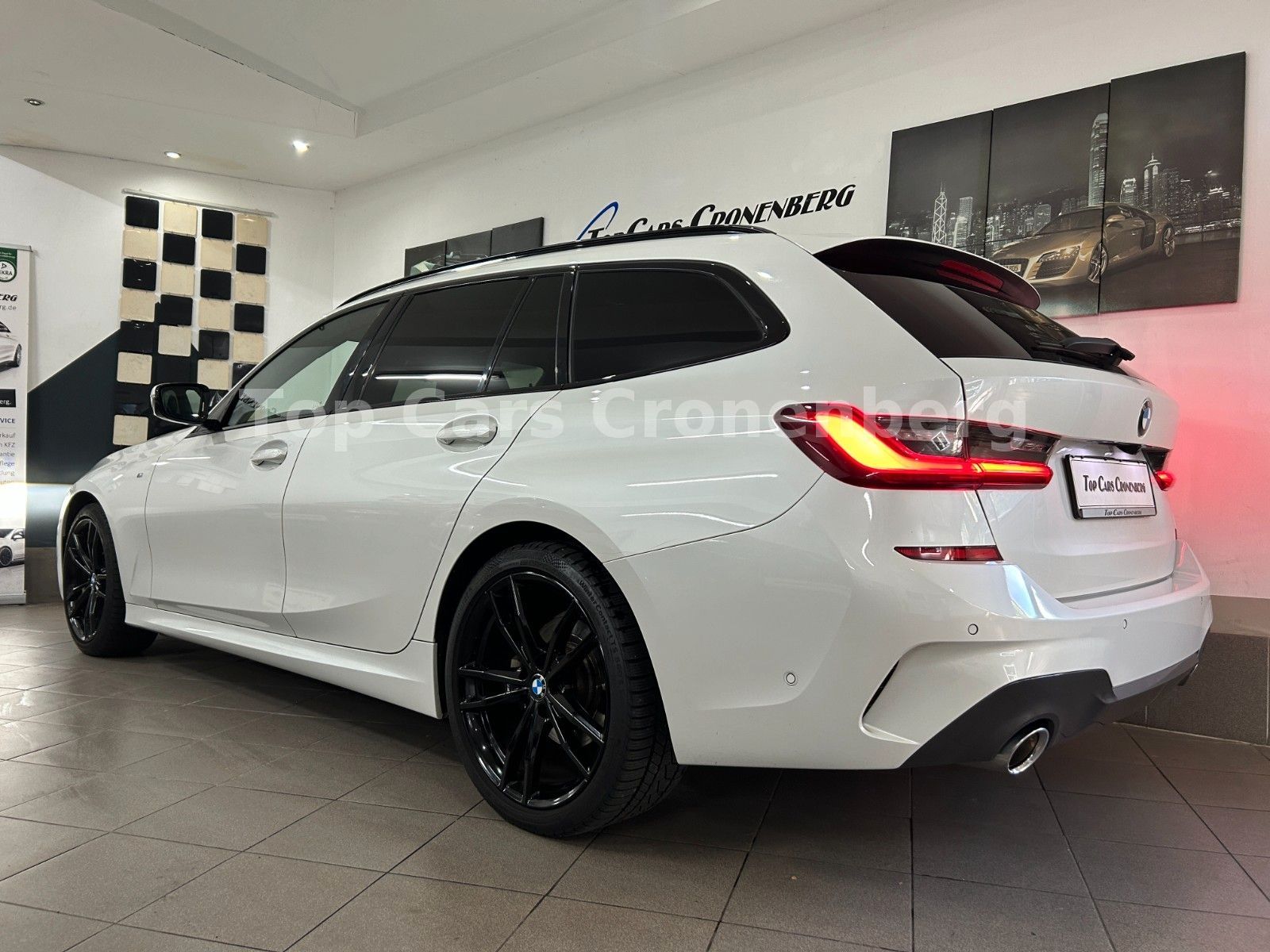 BMW 320d xDrive M Sportpaket - Samsaru's Car Outlet