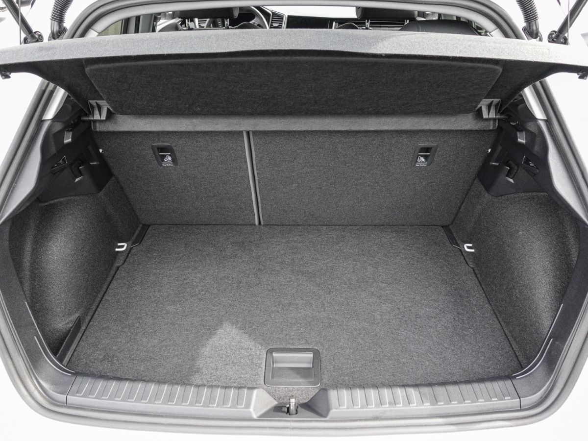 Audi A1 Sportback 30 TFSI S tronic S line - Samsaru's Car Outlet