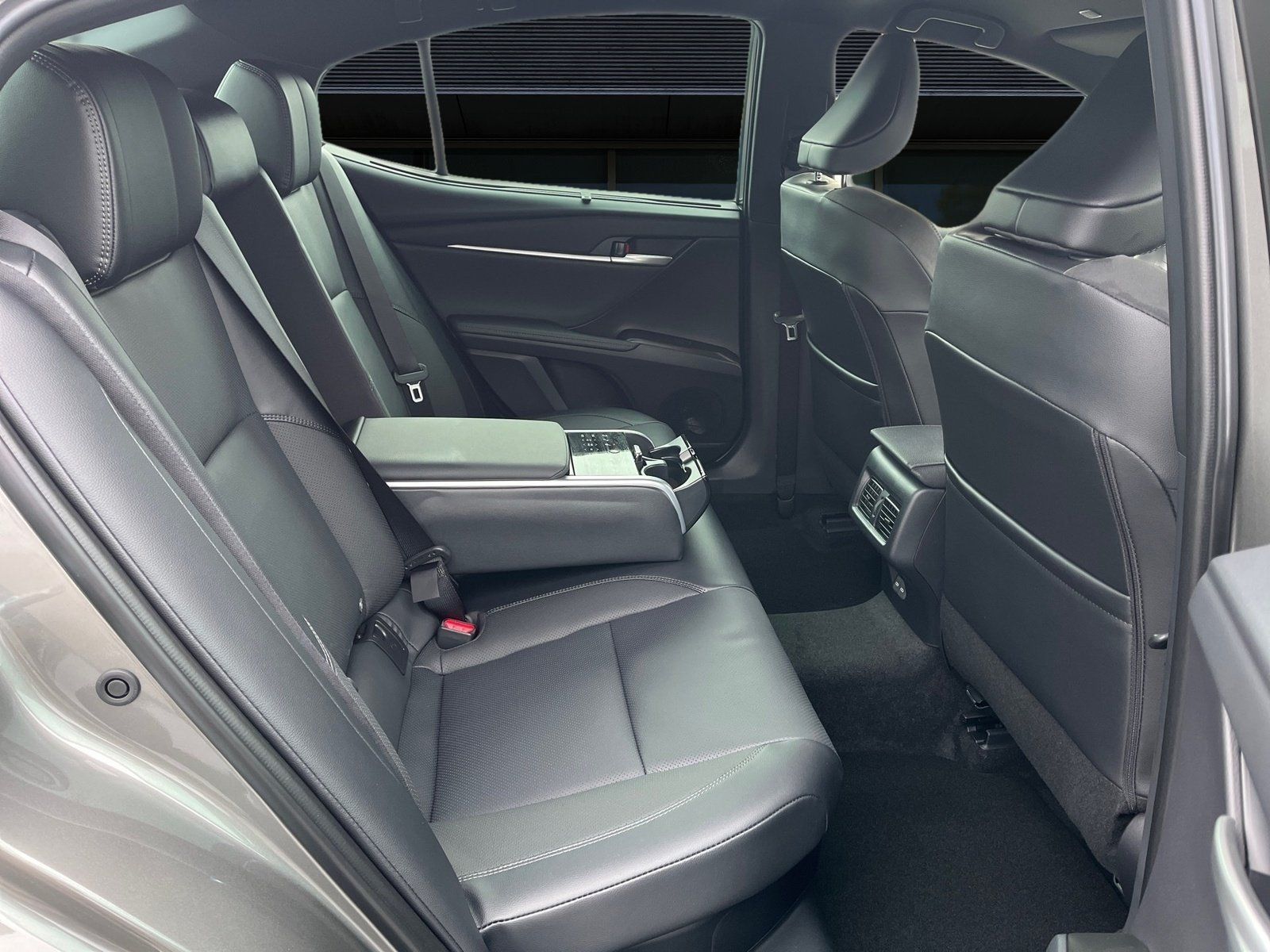 Toyota Camry 2.5 Hybrid Executive JBL*Headup*360°Kamera