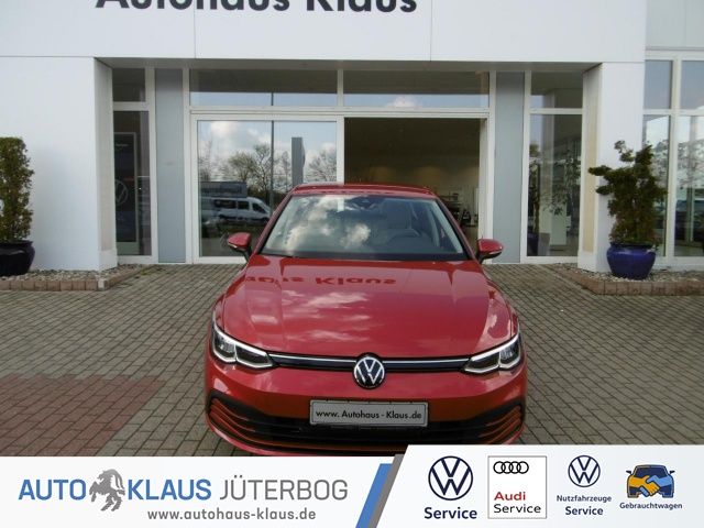 Volkswagen Golf VIII Life 1.0 eTSI - Samsaru's Car Outlet