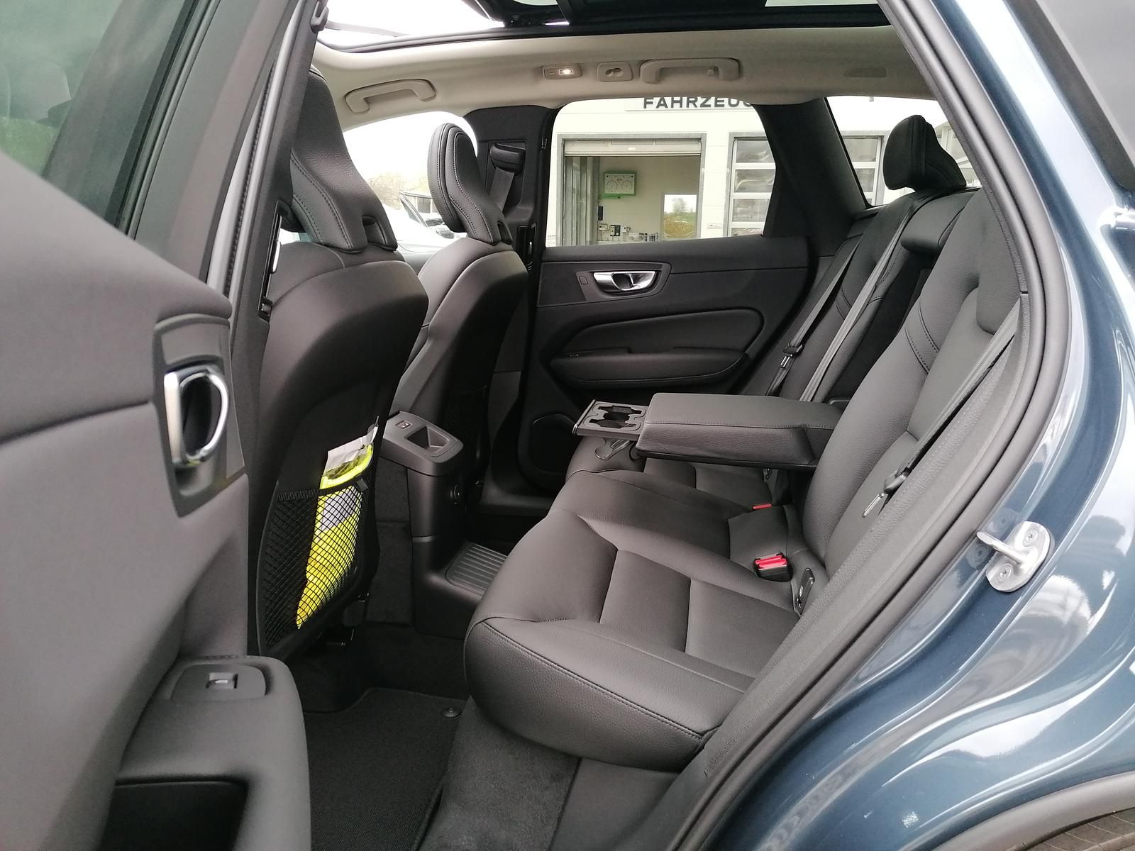 Volvo XC60 T6 AWD Recharge Plus Bright 0,5% 360° LED