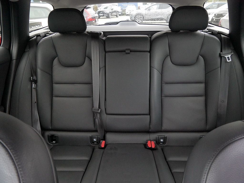 Volvo V60 T8 Recharge Plus Bright AWD AHK STANDHZ LED