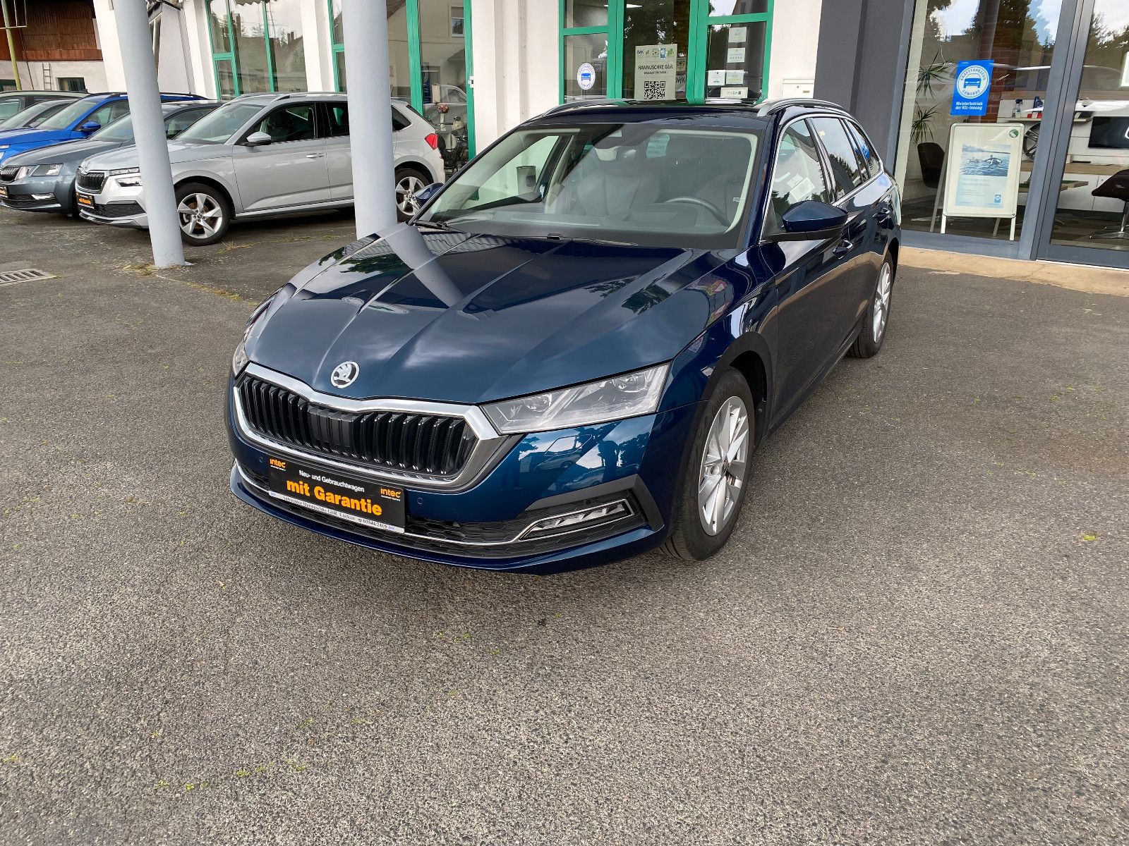 Skoda Octavia Combi 1.5 TSI Style - Samsaru's Car Outlet