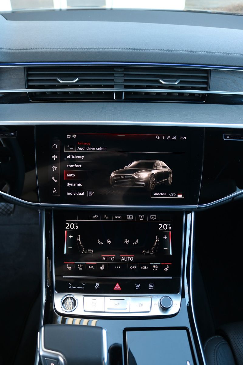 Audi A8 60 TFSI e quattro - Samsaru's Car Outlet