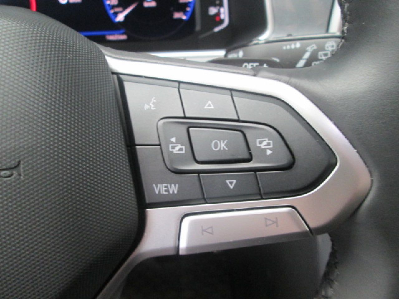 Volkswagen T-Roc Style 2.0 TDI 4Motion DSG - Samsaru's Car Outlet