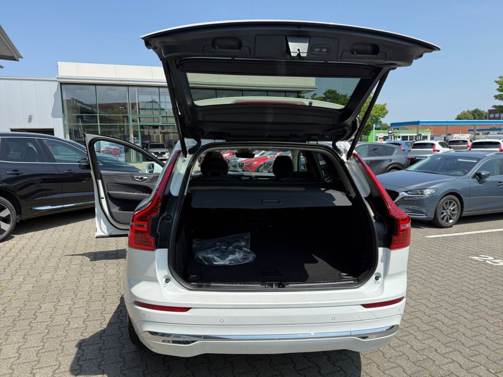 Volvo XC60 T6 AWD Recharge Plus Bright Luftfahrwerk AH
