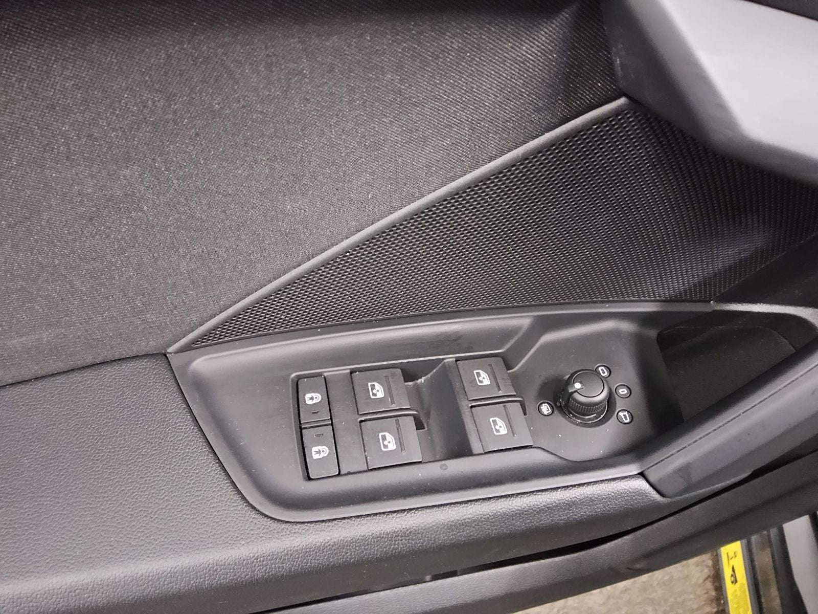 Audi A3 SB 30 TFSI S-Line Navi virtual LED ACC