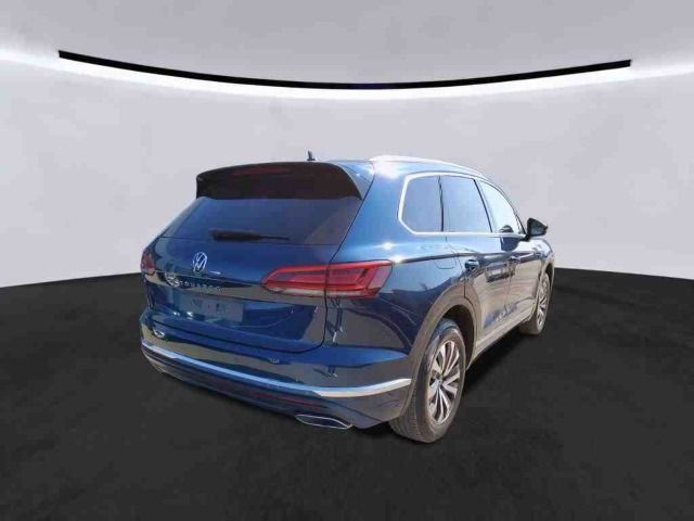 Volkswagen Touareg 3.0 TDI 4M ELEGANCE - Samsaru's Car Outlet