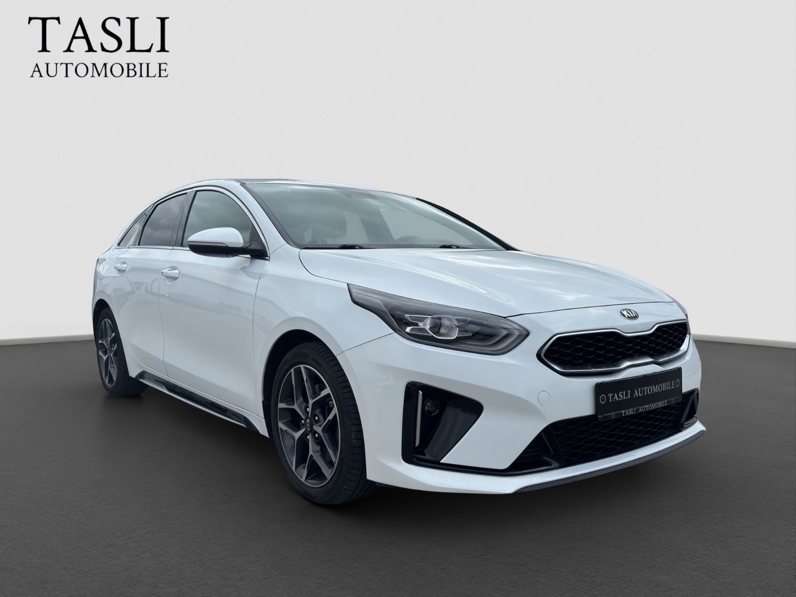 Kia ProCeed GT-Line - Samsaru's Car Outlet