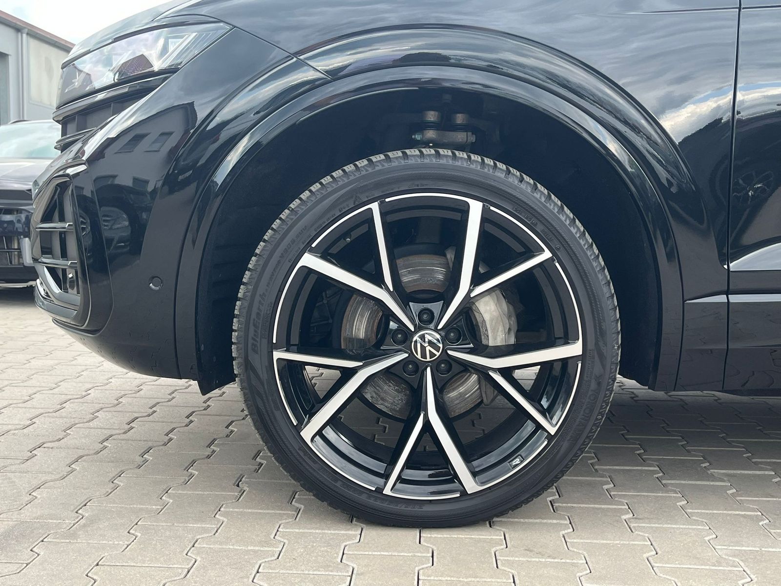 Volkswagen Touareg 3.0TDI 4M R-Line VOLL Black 22" UPE 114T