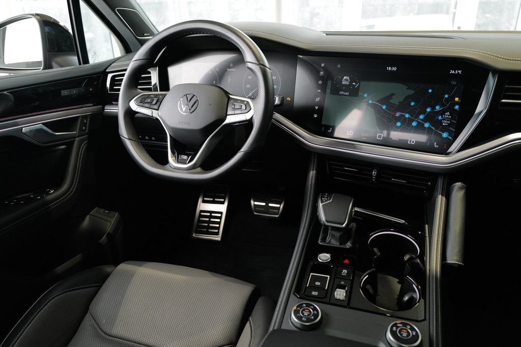 Volkswagen Touareg 3.0TDI R-Line BlackStyle Allradlenk StdH