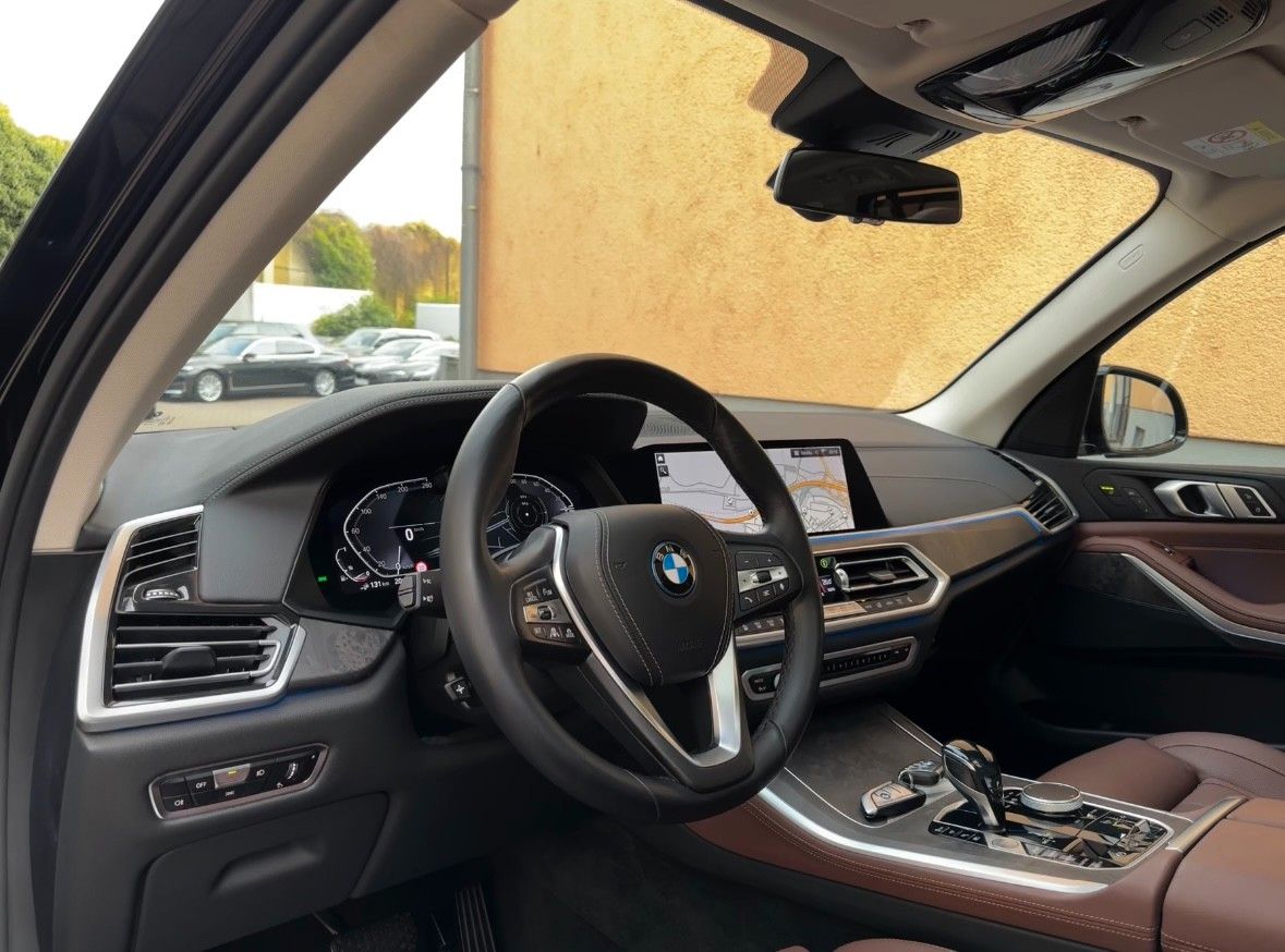 BMW X5 xDr45e PANO*Laser*Sitzkl*Massage*AHK*DA-Prof