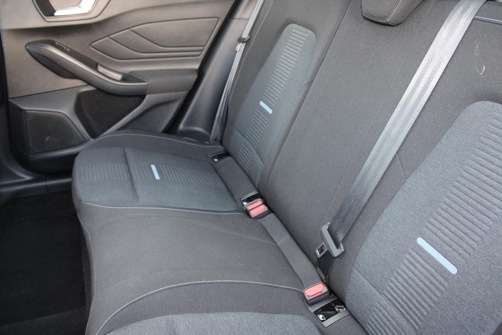 Ford Focus Turnier 1.0 MHEV Active Navi Lenk/SHZ Pano