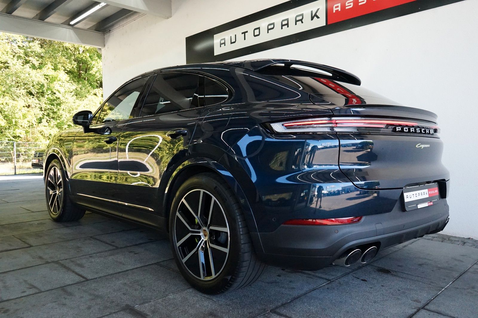 Porsche Cayenne Coupe E-Hybrid/P-Display/NightVision/18W