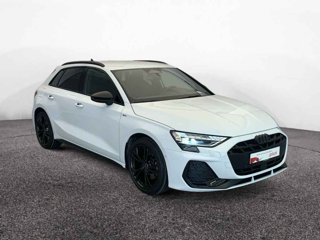 Audi A3 Sportback S line TFSI qua *AHK*MATRIX*R-CAM*