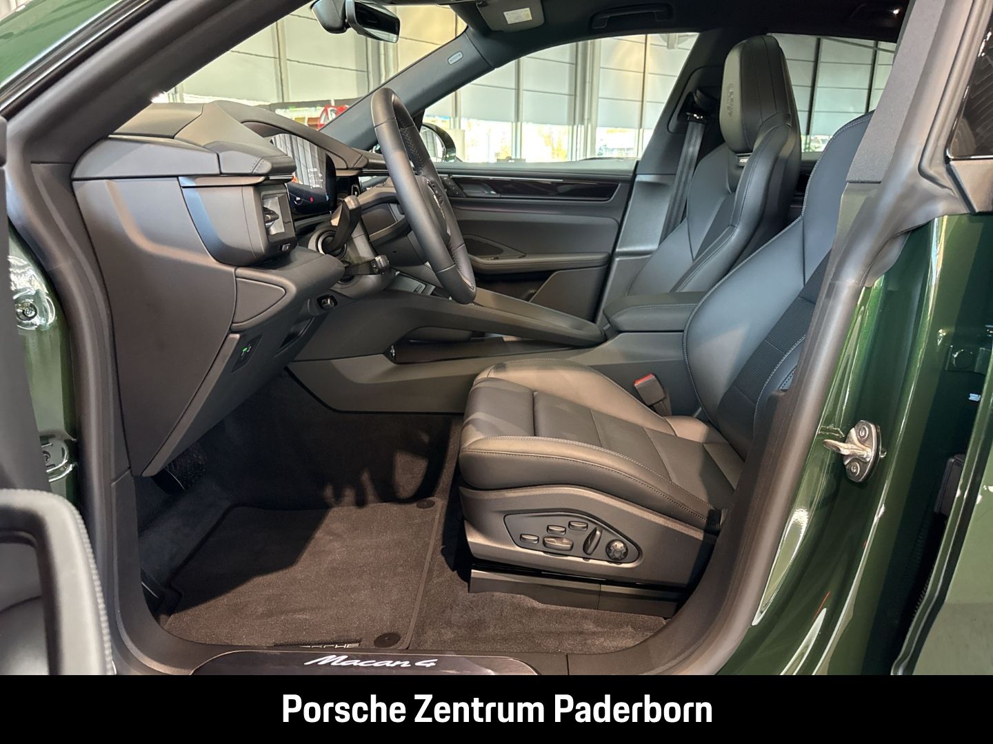Porsche Macan 4 - Samsaru's Car Outlet