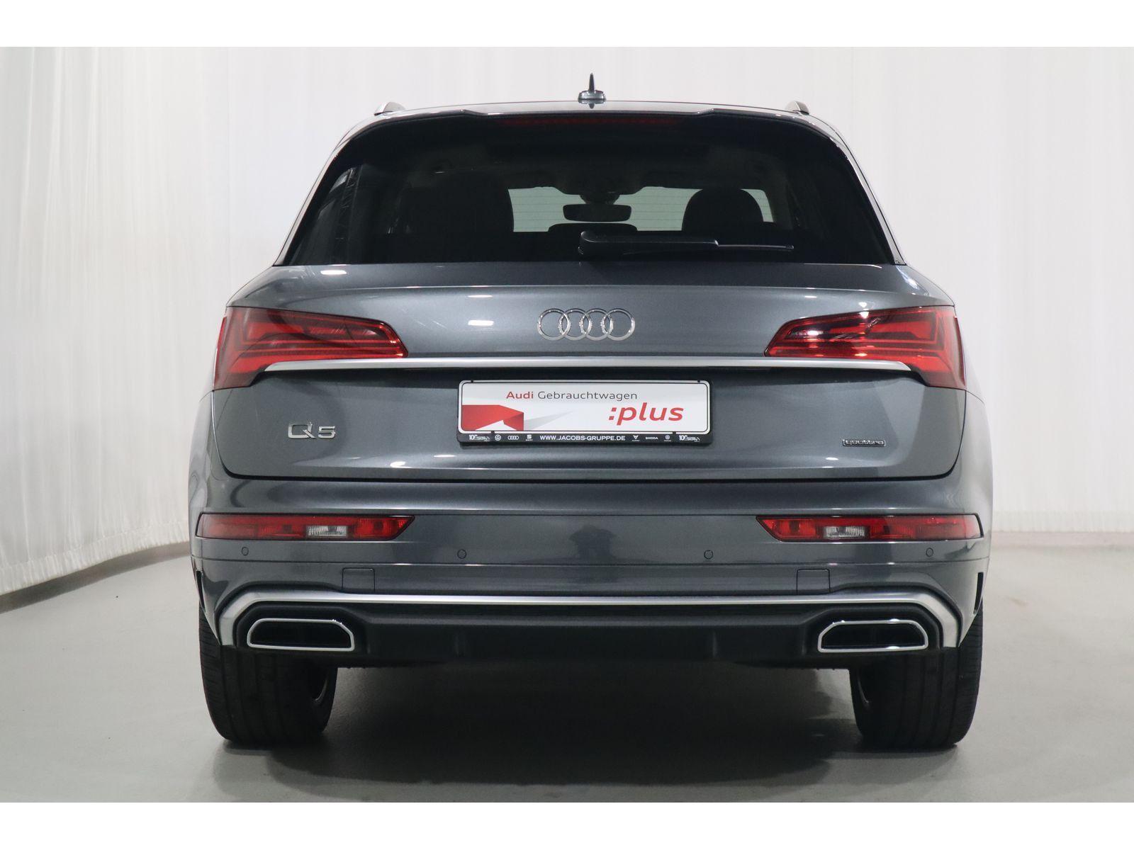 Audi Q5 50 TFSI e quattro S line - Samsaru's Car Outlet