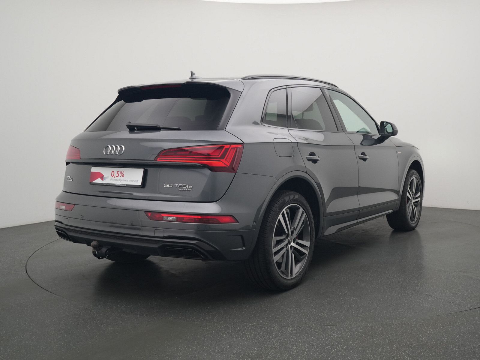Audi Q5 50 e quattro S line - Samsaru's Car Outlet