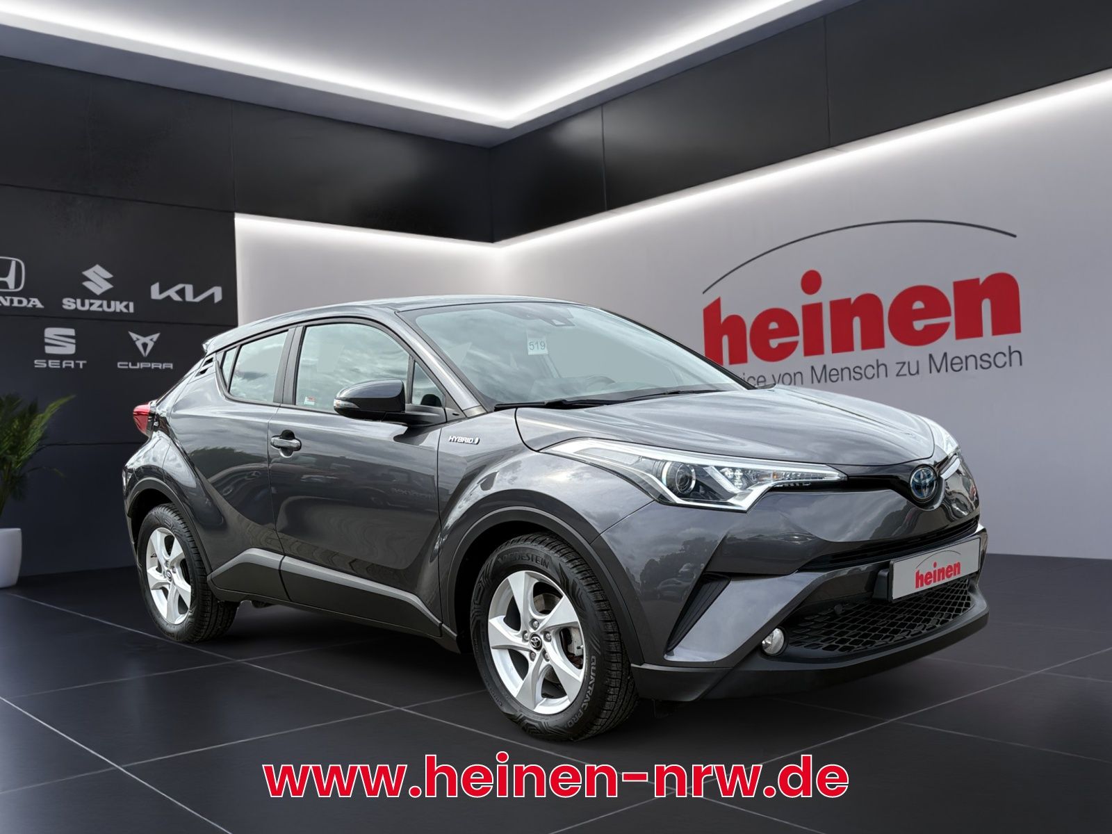 Toyota C-HR 1.8 Automatik Flow - Samsaru's Car Outlet