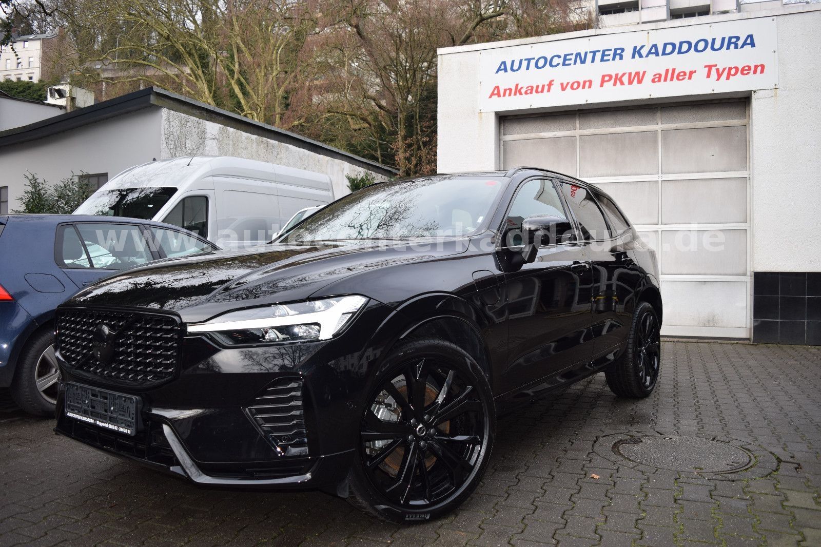 Volvo XC60 T6Plus Black Edition - Samsaru's Car Outlet