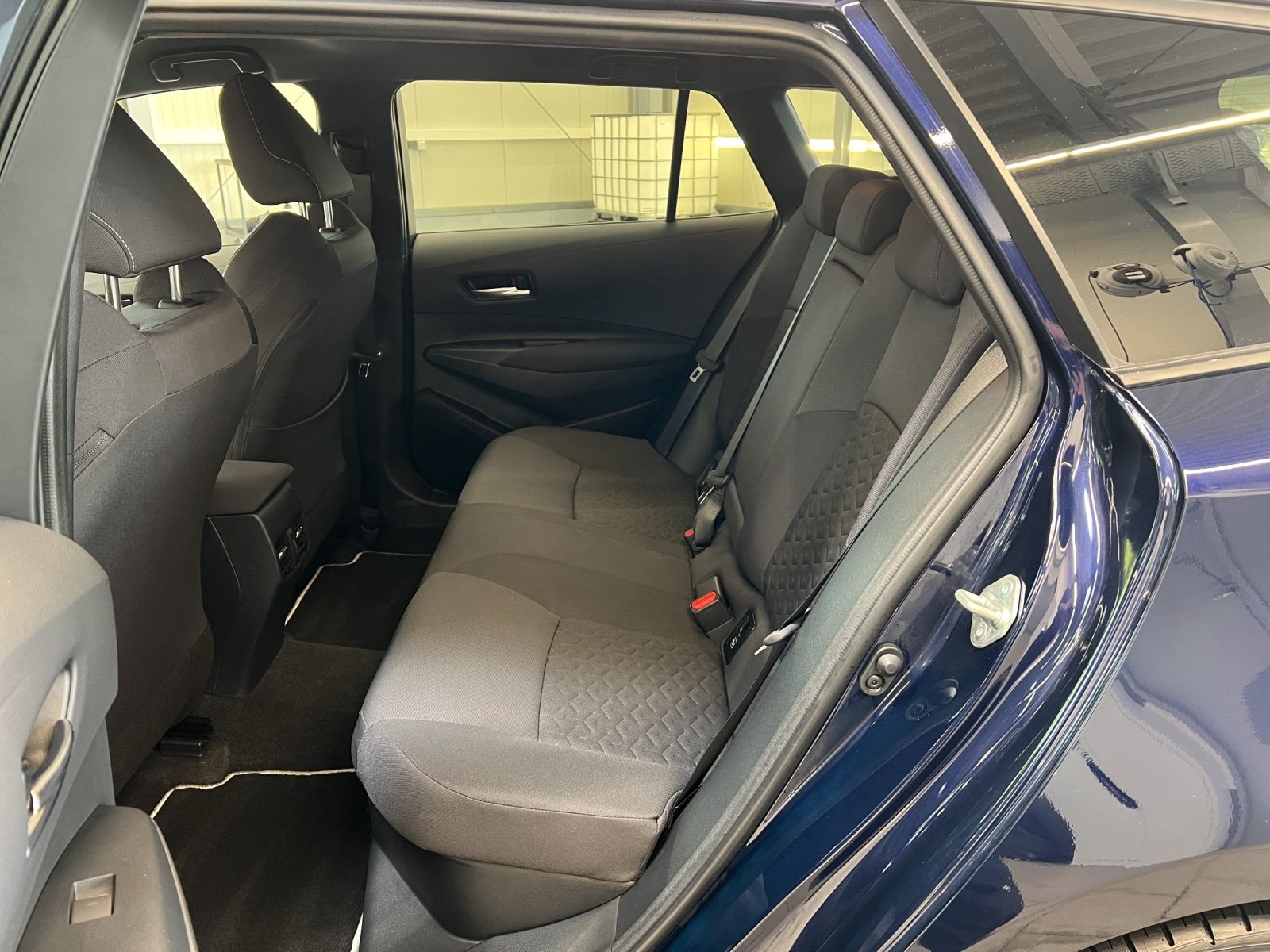 Toyota Corolla Touring Sports MILD-Hybrid - Samsaru's Car Outlet