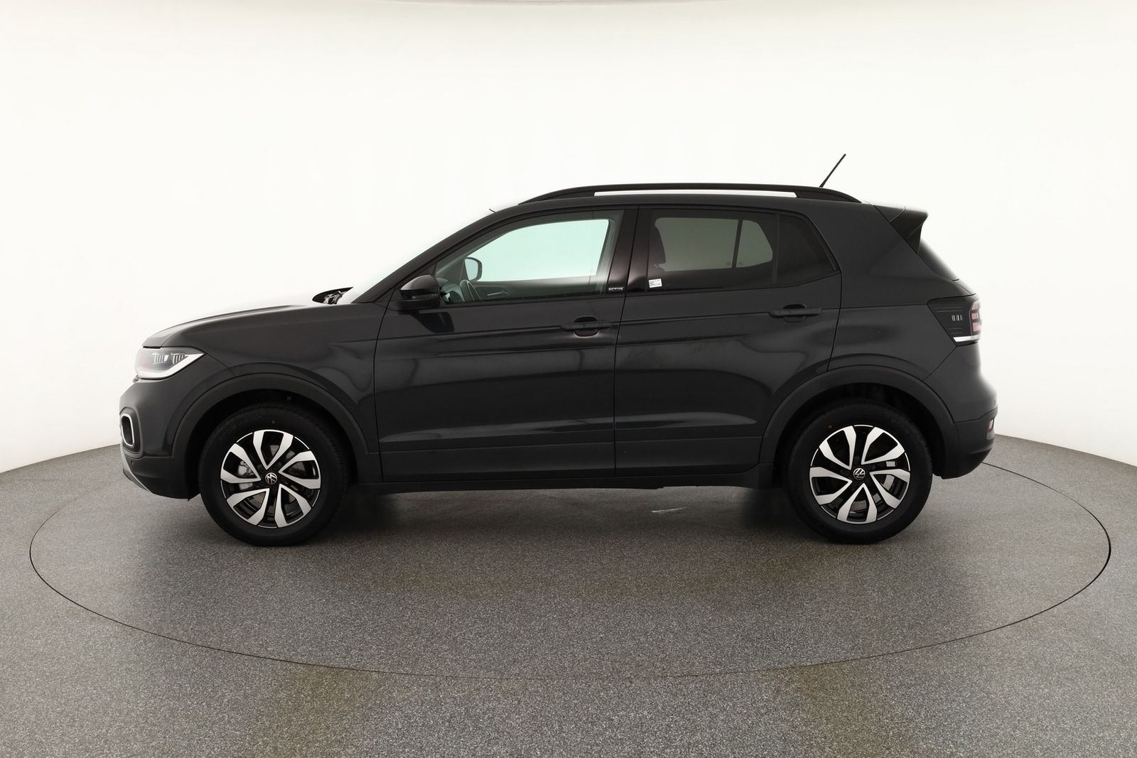 Volkswagen T-Cross 1.0 TSI Active - Samsaru's Car Outlet