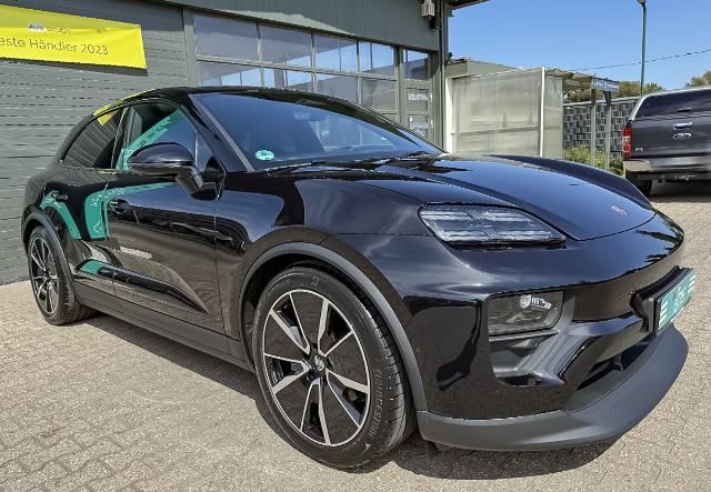 Porsche Macan 4 Electric AHK Bose Pano LUFT Sport-Chrono
