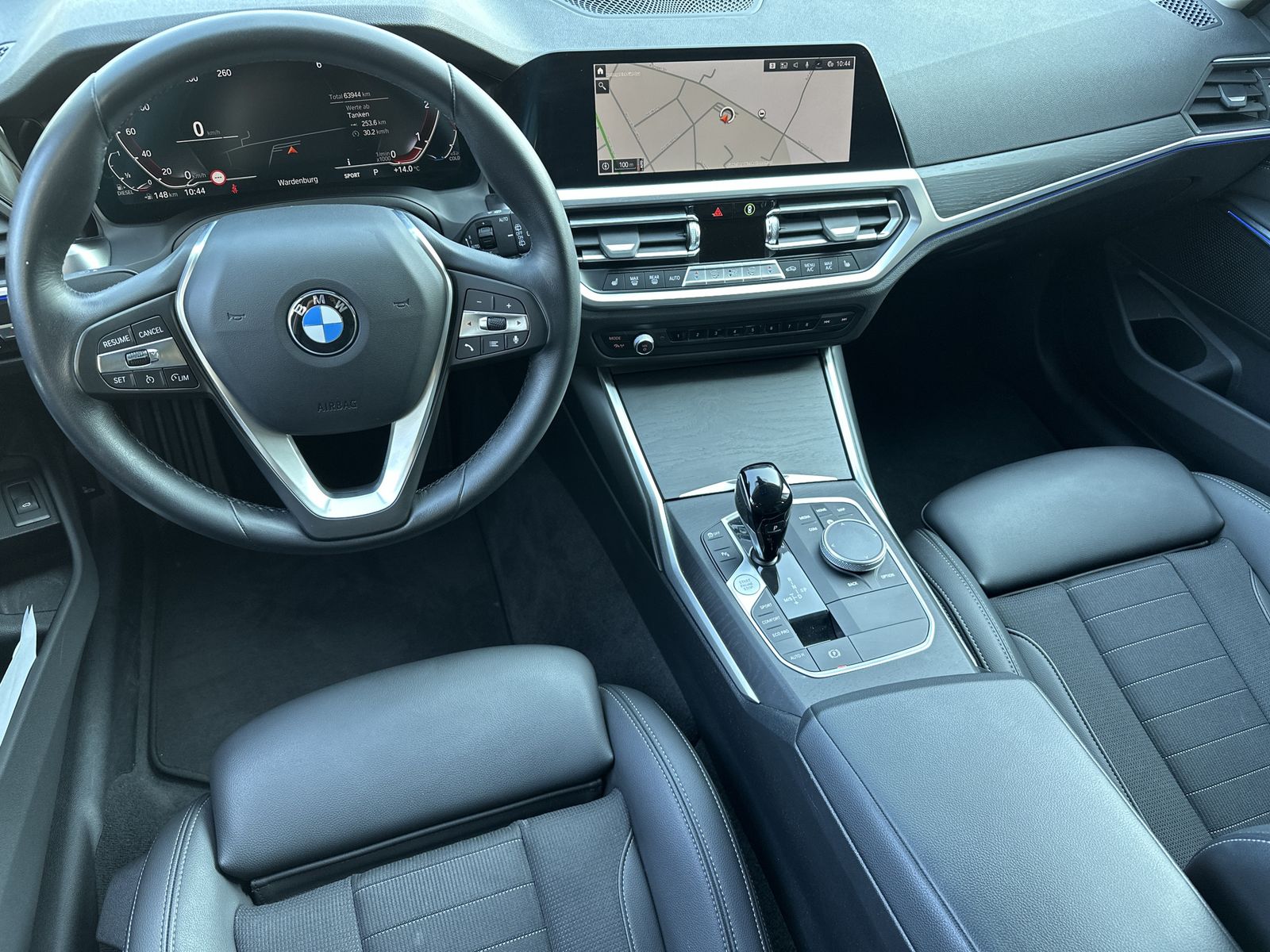 BMW 320d Touring Sport-Line - Samsaru's Car Outlet
