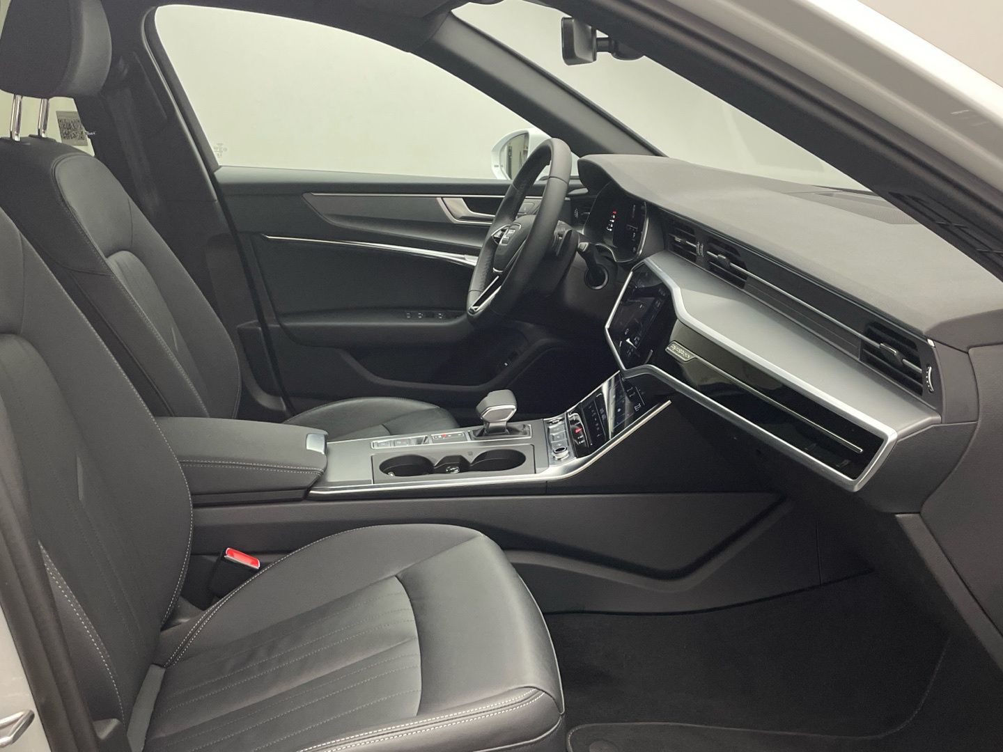 Audi A6 Avant 40 TDI quattro - Samsaru's Car Outlet