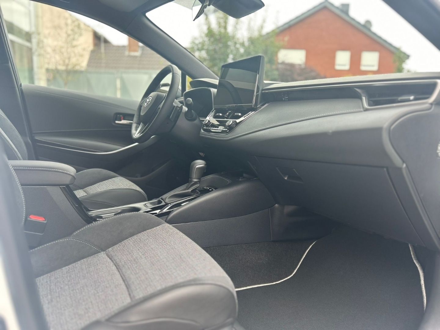 Toyota Corolla 2,0l Hybrid TS Teamplayer ACC NAVI LED S