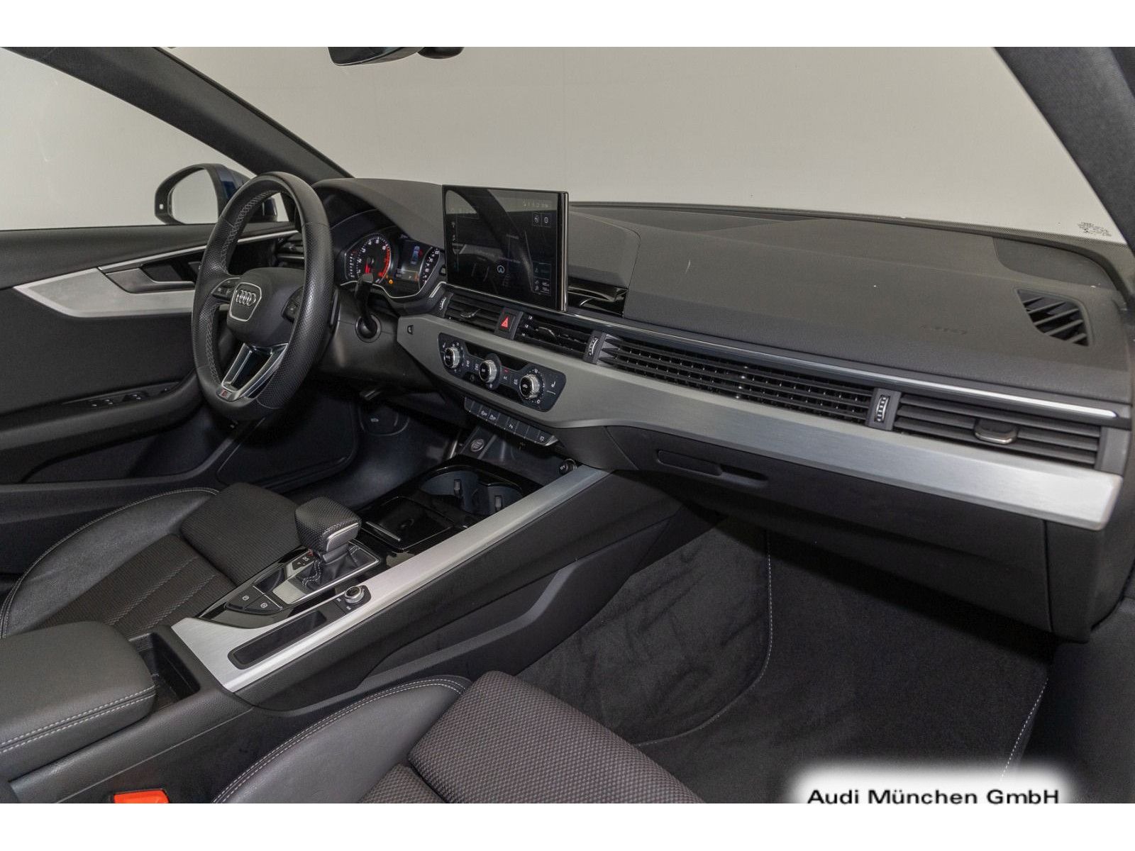 Audi A4 35 TFSI S tronic S line competition - Samsaru's Car Outlet