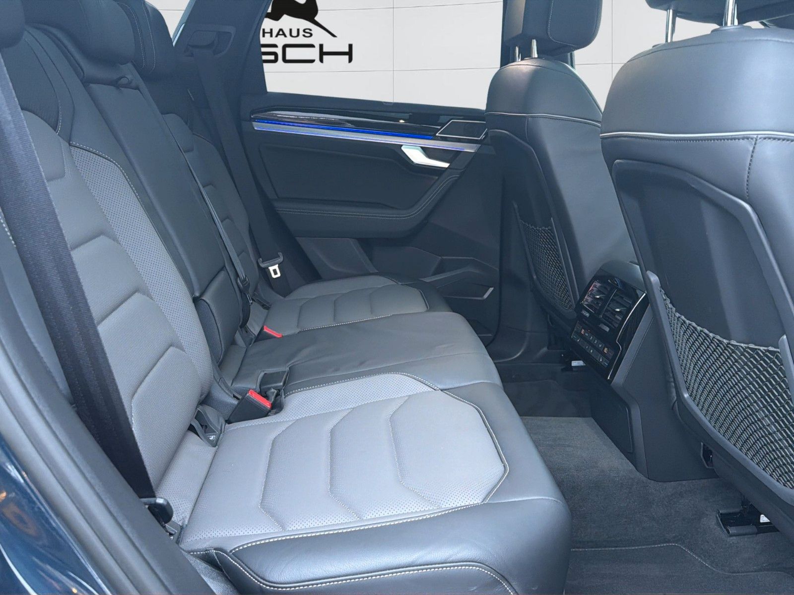 Volkswagen Touareg TDI 4Motion R Line 21" DYNAUDIO SD LEDER