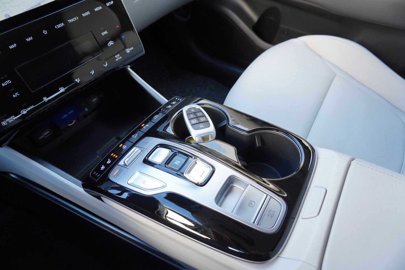 Hyundai Tucson Prime Plug-In 4WD AHK AssPaket+ Belüf ACC