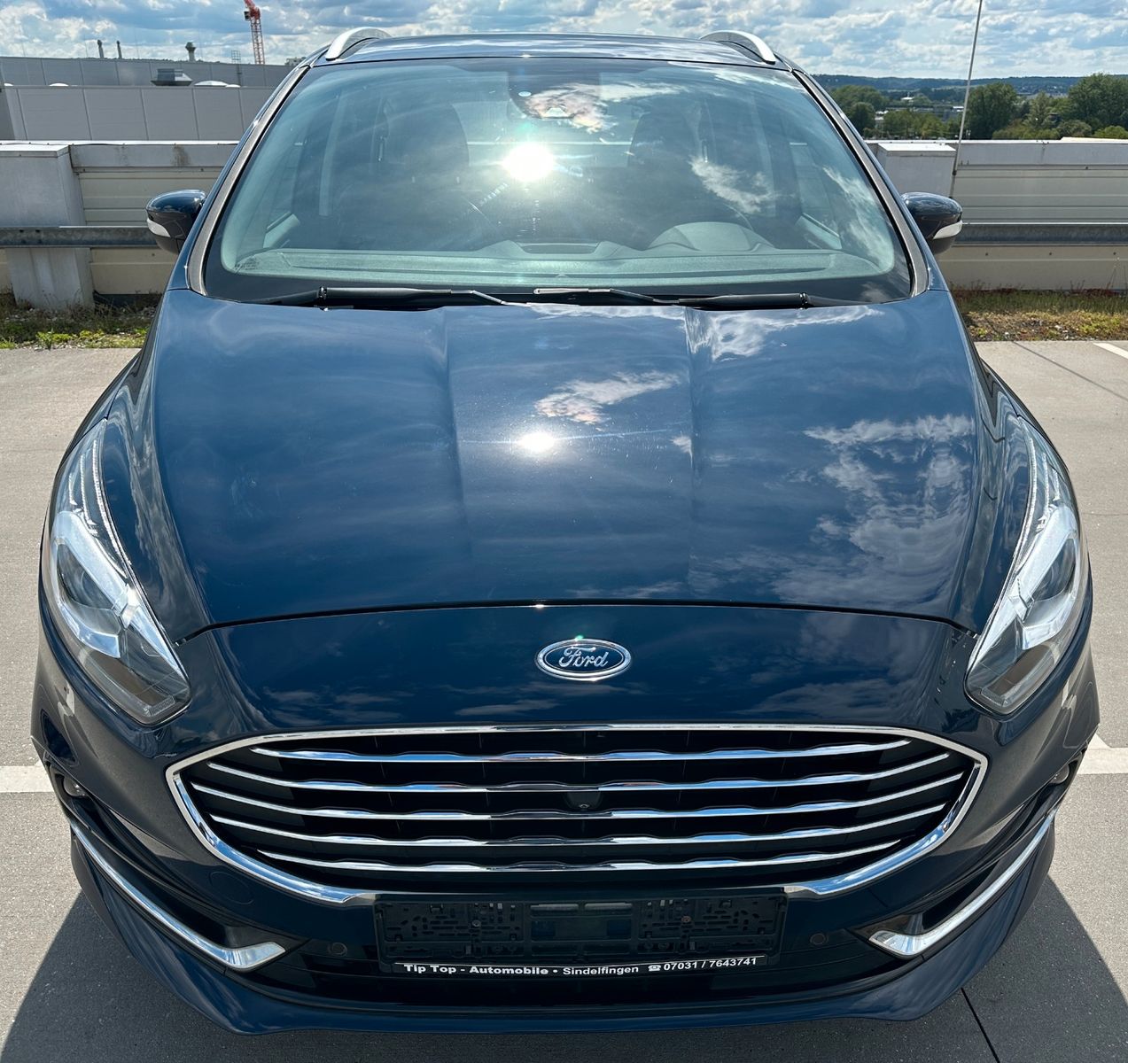 Ford S-MAX Titanium*NAVI*LED*AHK*KAMERA*ACC*