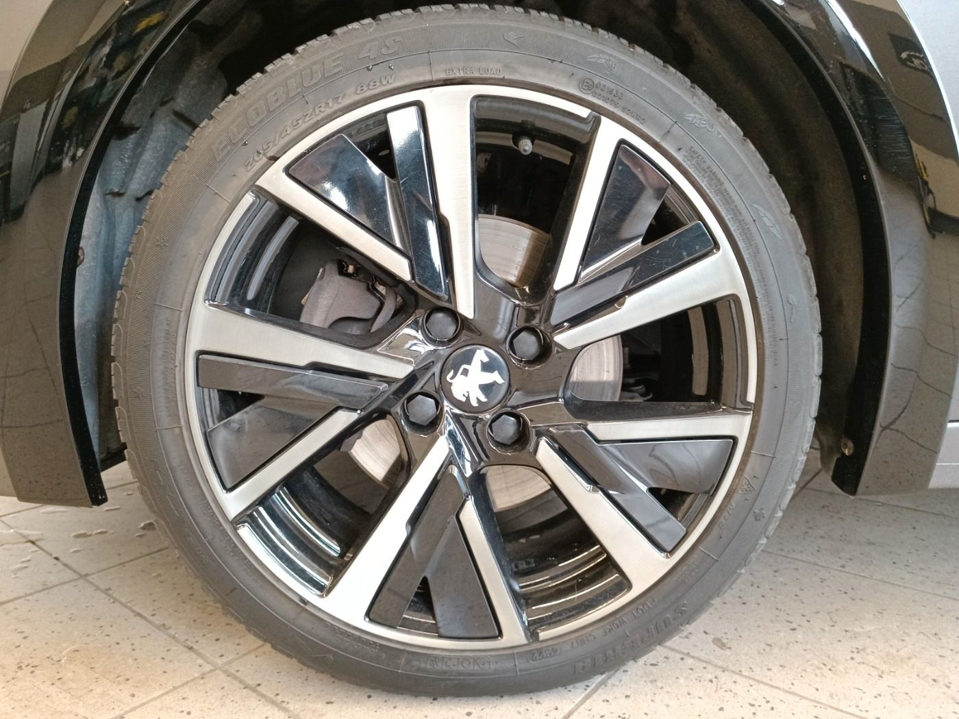 Peugeot 208 1.2 Pure Tech GT - Samsaru's Car Outlet