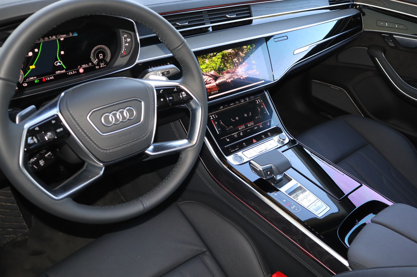 Audi A8L 60 TFSIe lang - Samsaru's Car Outlet
