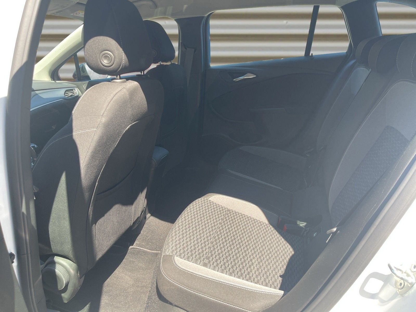 Opel Astra 1.5 CDTI - Samsaru's Car Outlet