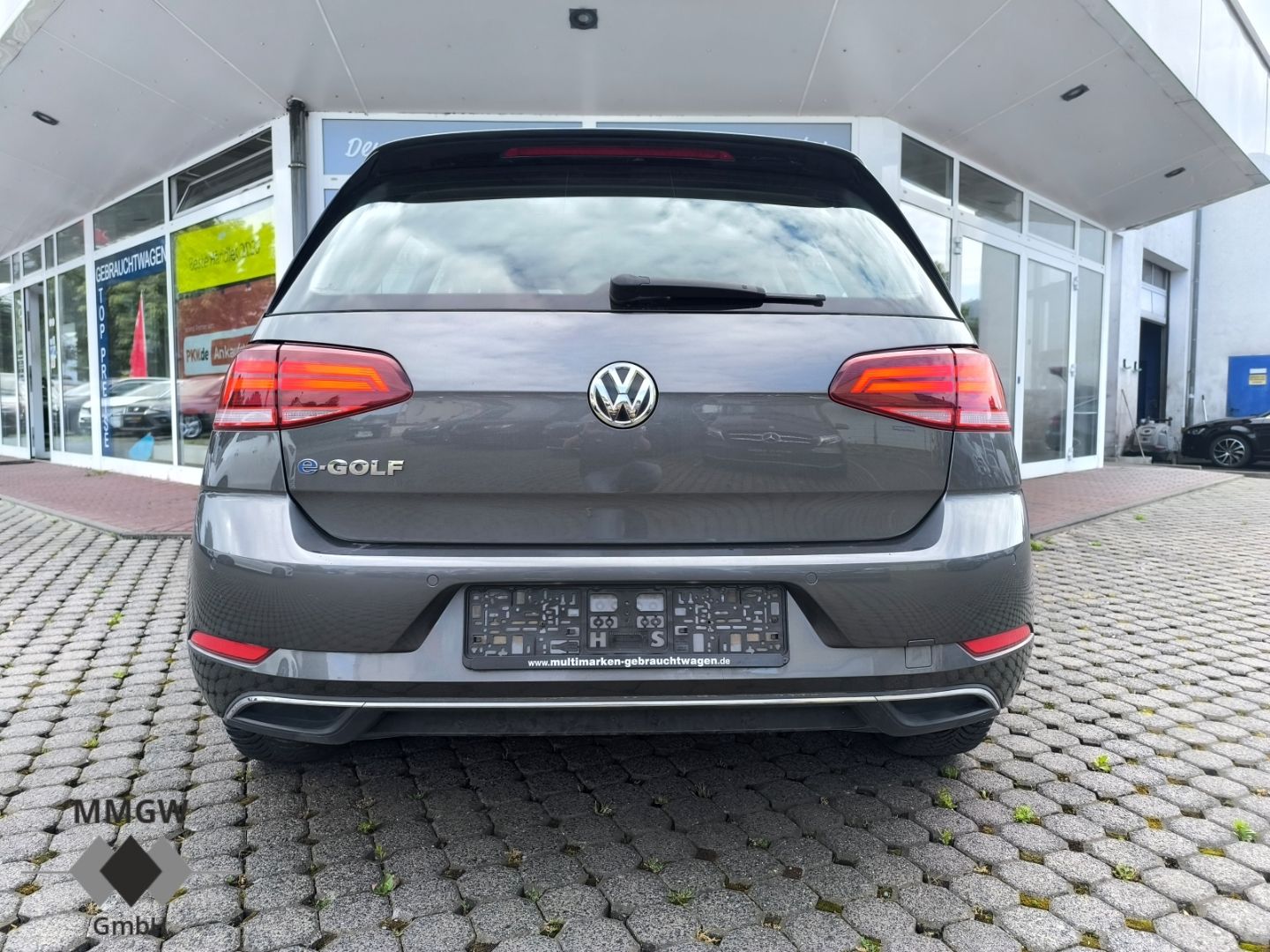 Volkswagen Golf VII e-e- - Samsaru's Car Outlet