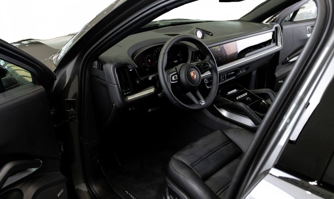 Porsche Cayenne Coupe E-Hybrid*SpDes*SportAbg*Luft*PASM