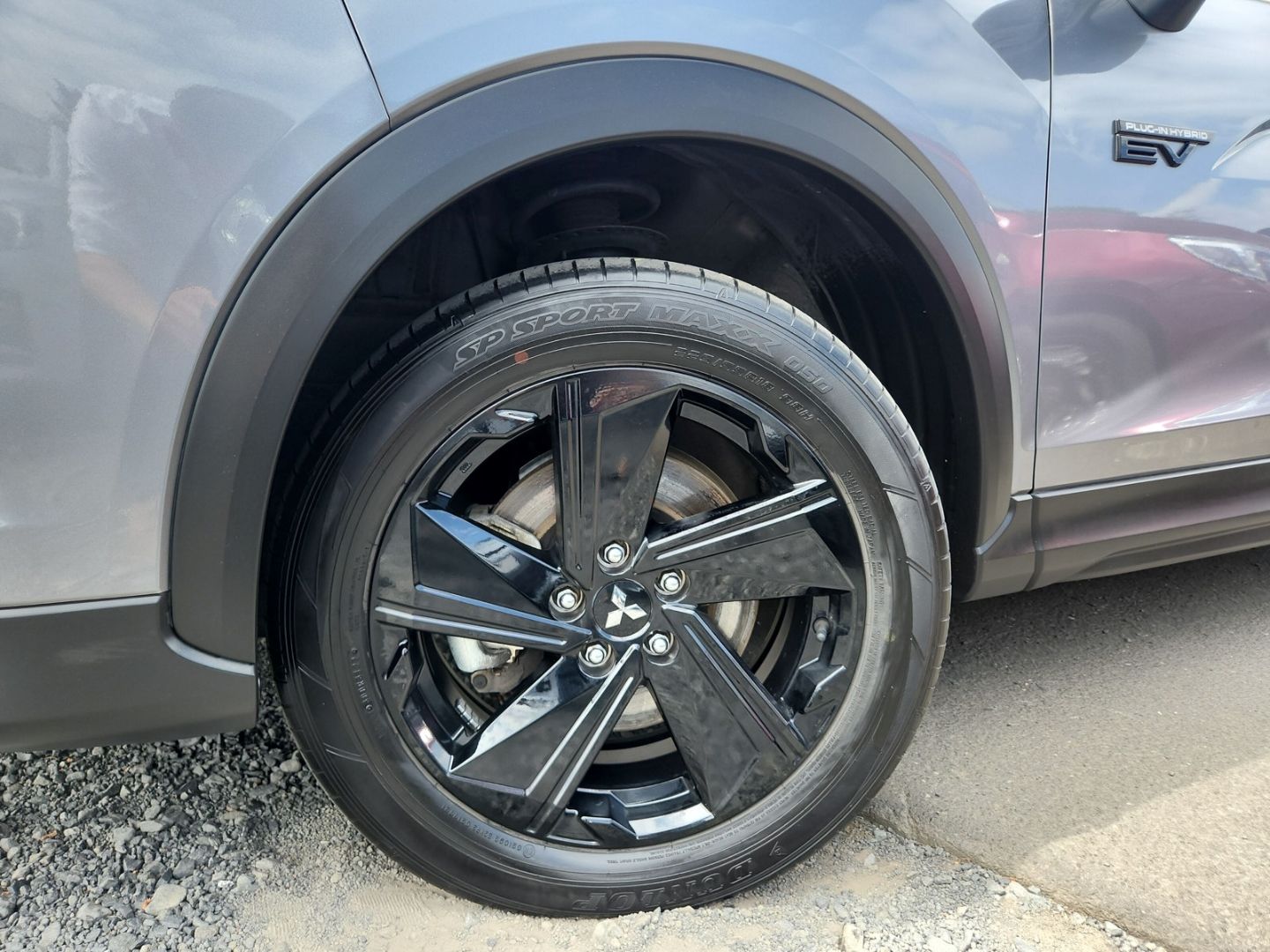Mitsubishi Eclipse Cross Plug-In Hybrid Select Black *Black