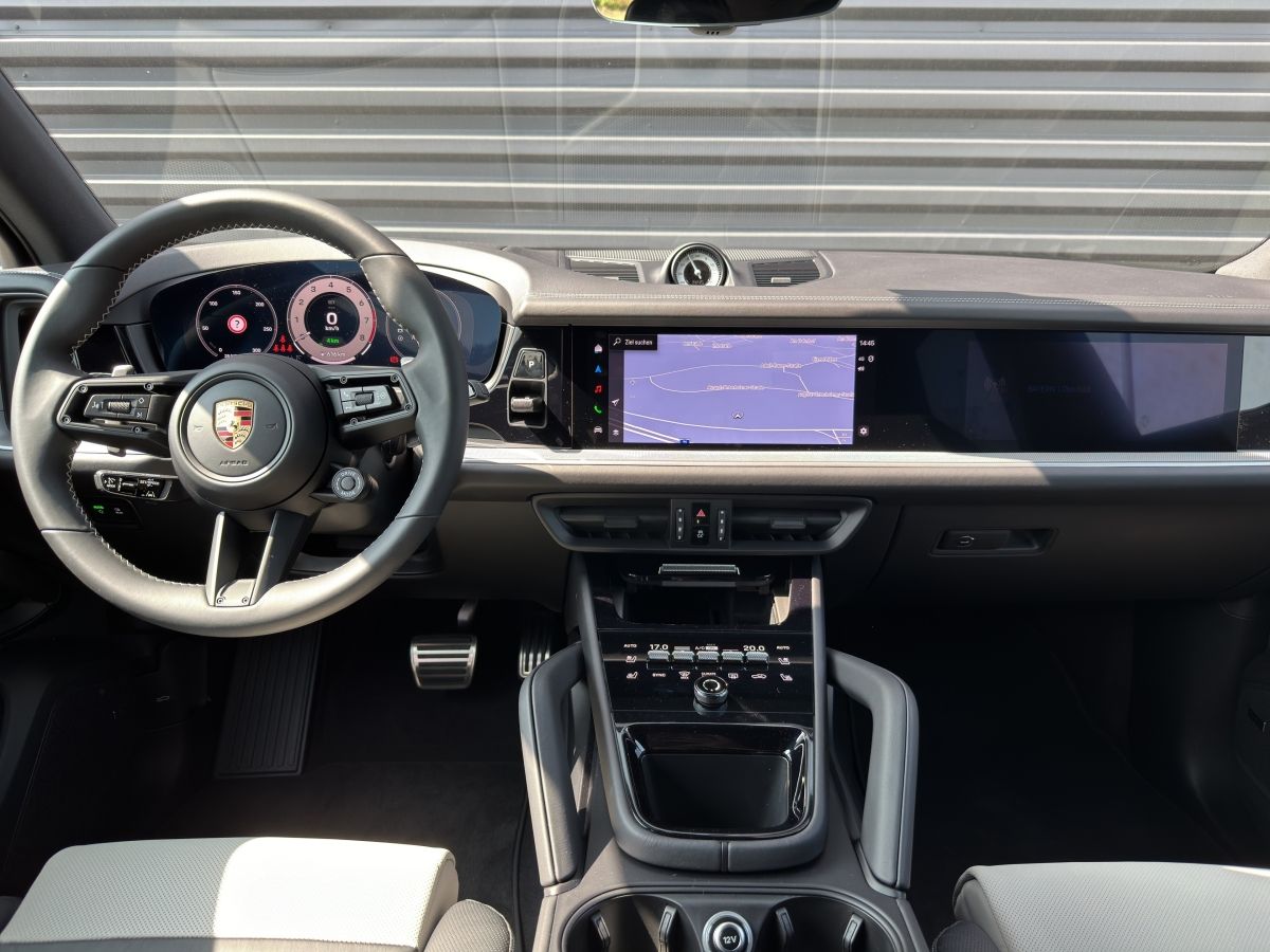 Porsche Cayenne S E-Hybrid | Hinterachslenkung | PDCC |