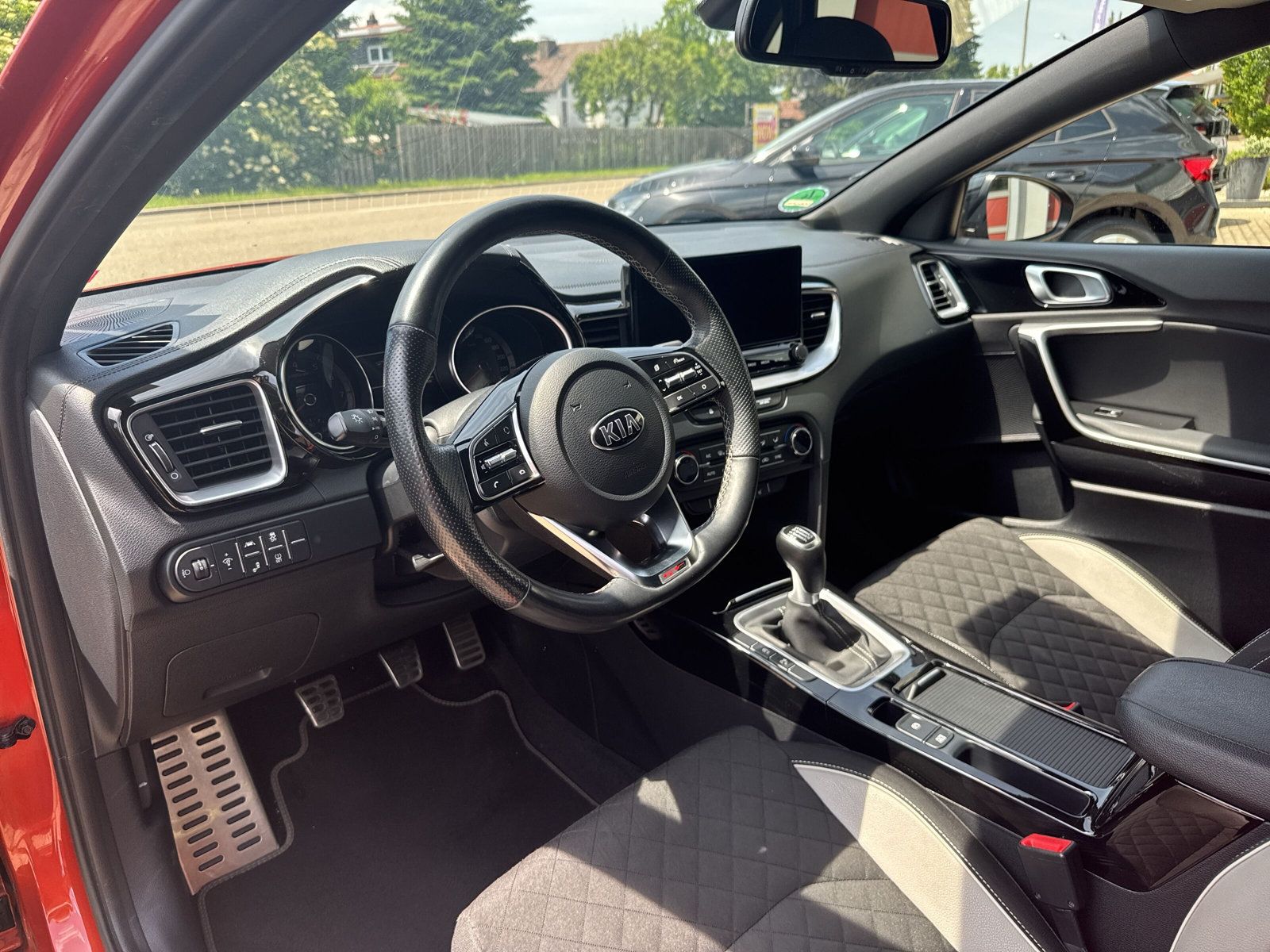 Kia Ceed GT-Line - Samsaru's Car Outlet