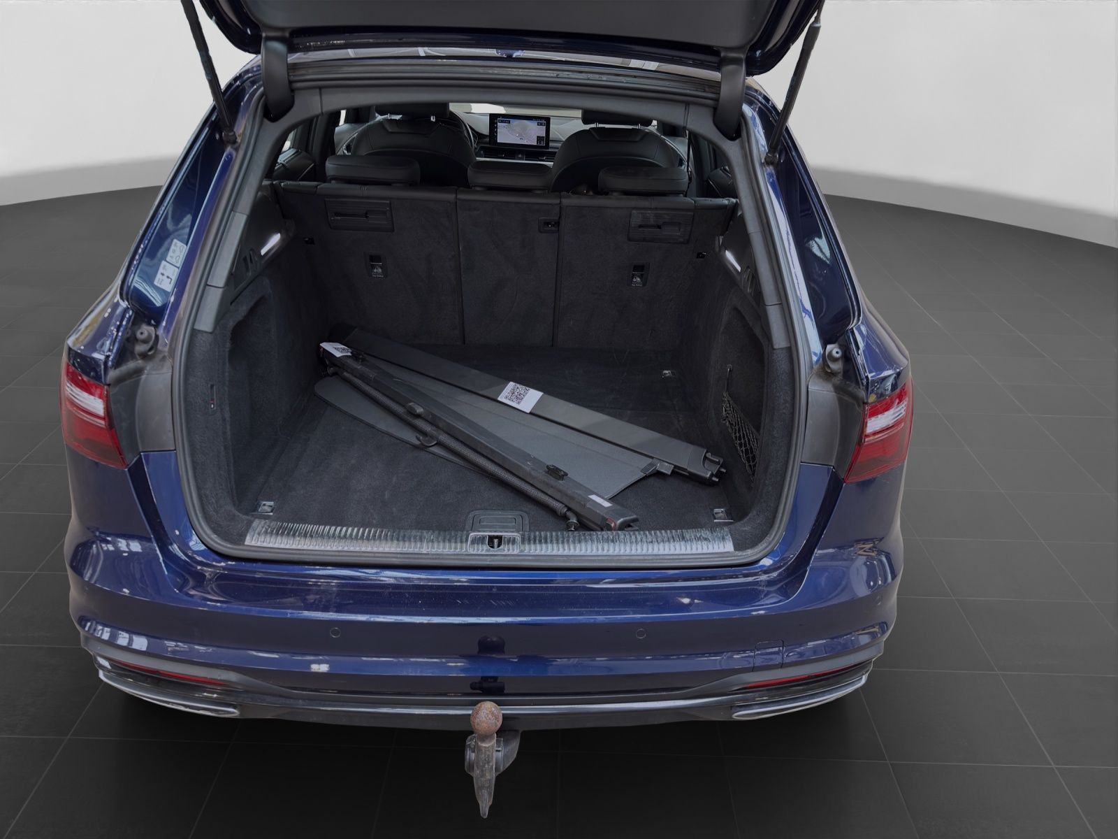 Audi A4 Avant 40 TDI ADVANCED - Samsaru's Car Outlet