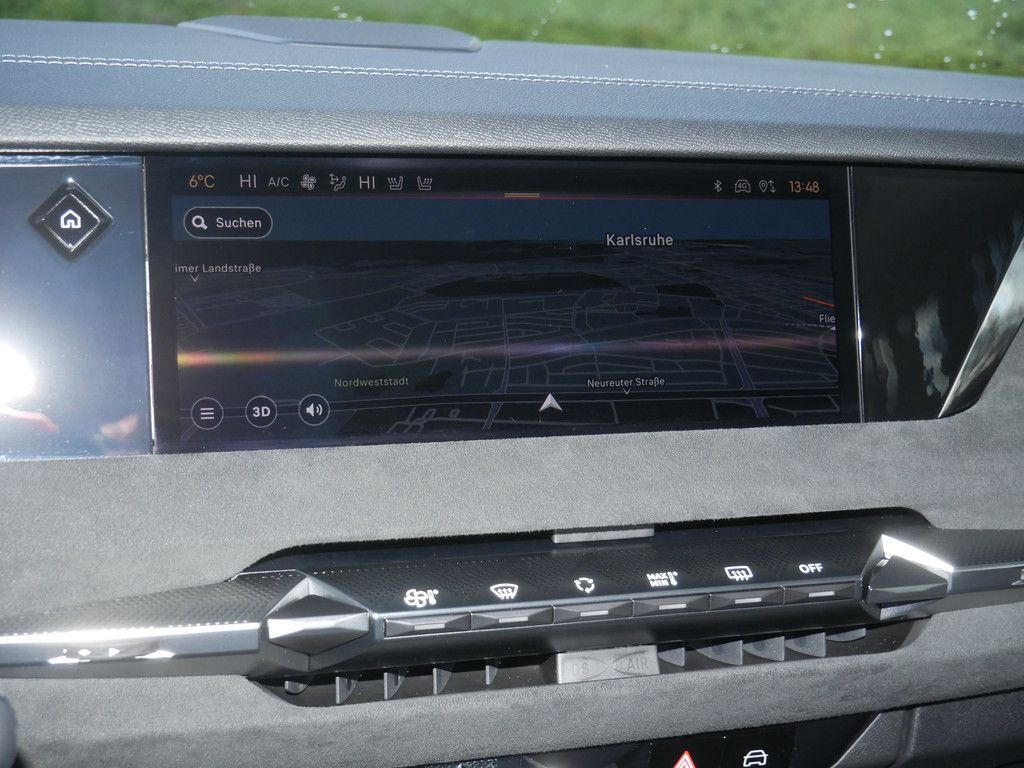 DS Automobiles DS 4 E-TENSE 225 Performance Line + MATRIX-LED