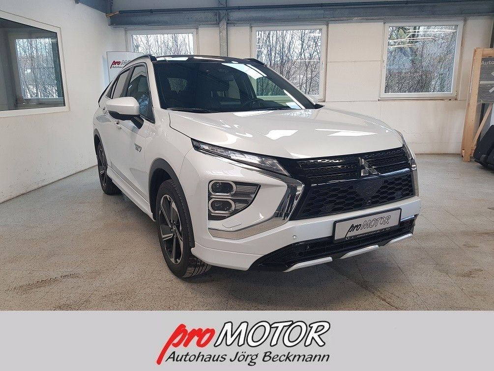 Mitsubishi Eclipse Cross 2.4 PLUG-IN HYBRID 4WD TOP mit AHK